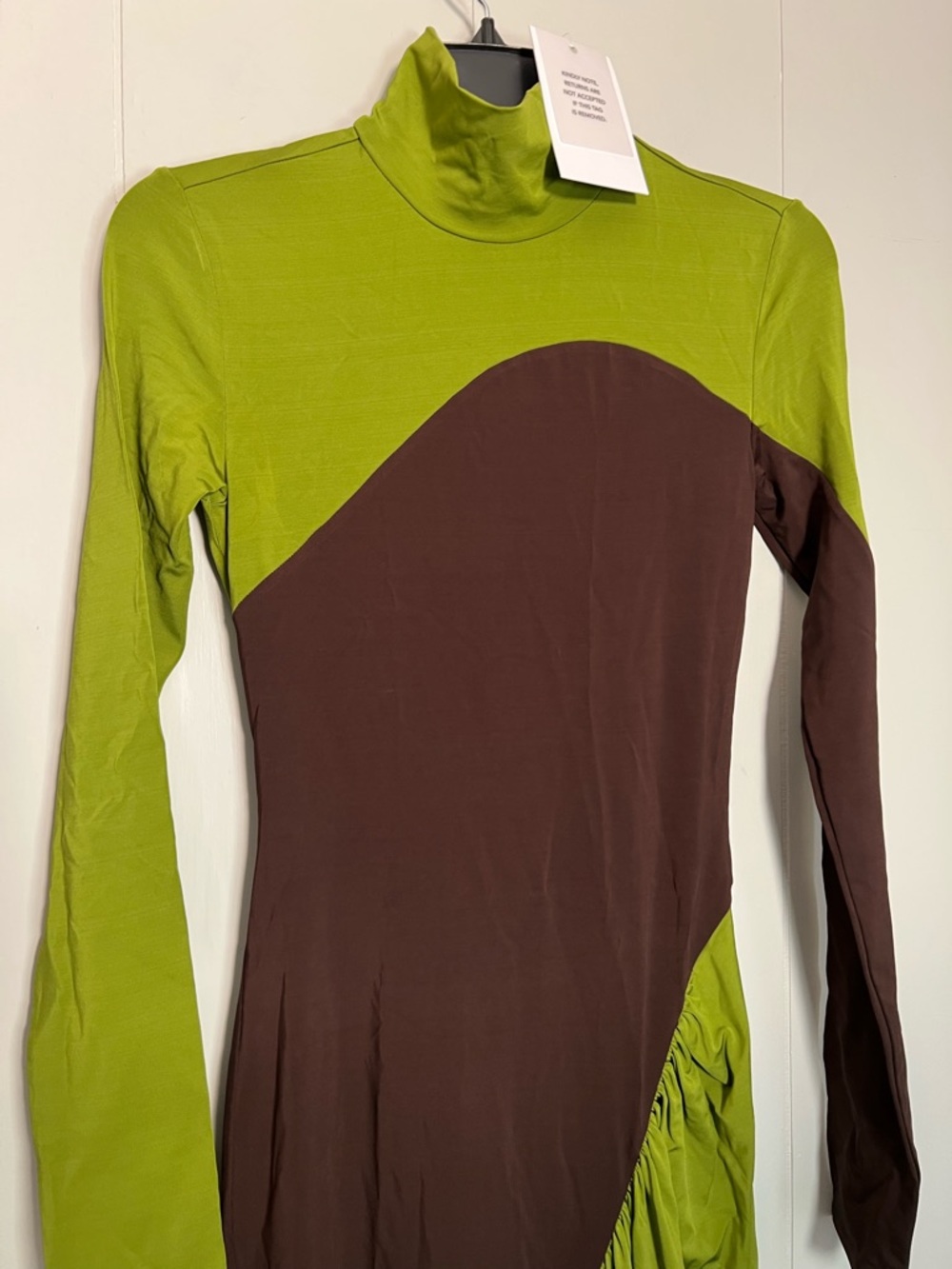 Helsa
The Abstraction Color Blocked Jersey Dress in Pistachio & Coffee Bean - Picture 6 of 6